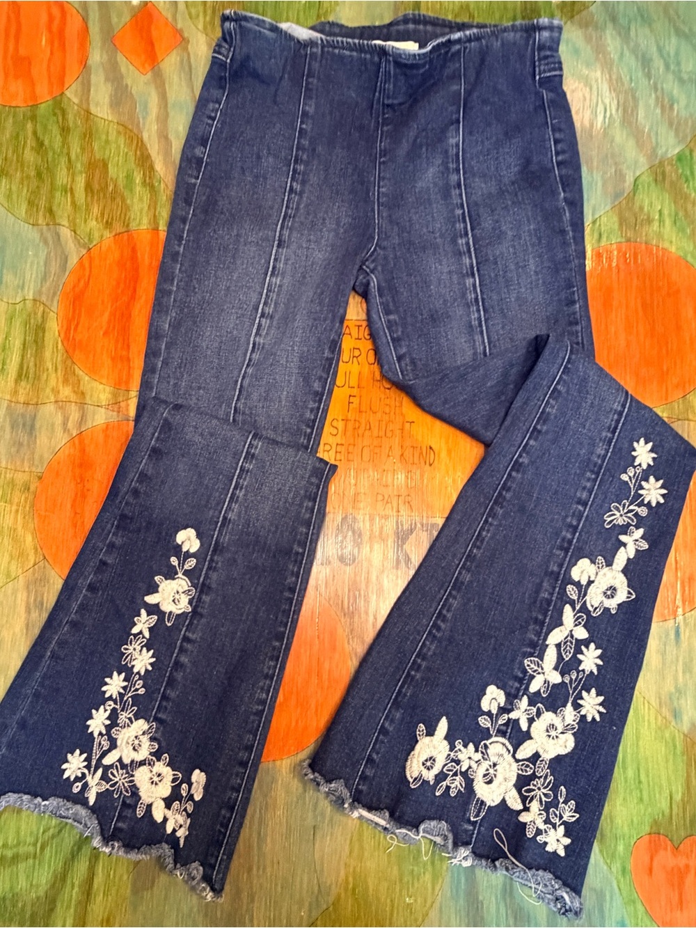 Chelsea & Violet High Rise Flare Jeans Sz 24x27 Floral Embroidered Boho Western